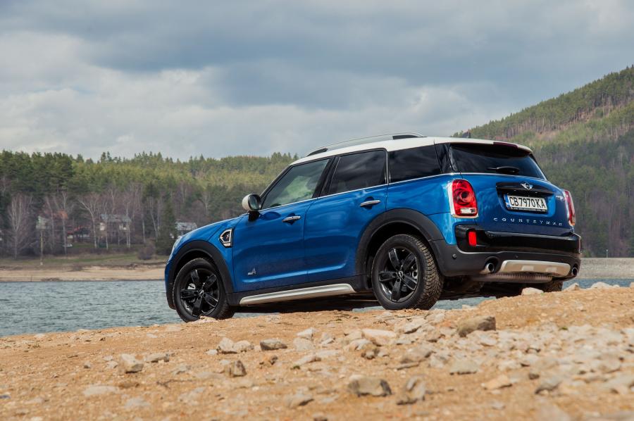  Mini Cooper S Countryman ALL4 2017 года  (WW) (фото 3 из 138)